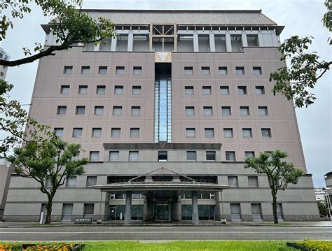 巨乳 を レイプ|「隠蔽指示はあったとみるべき」 逮捕者が相次ぐ鹿児島県警、 .